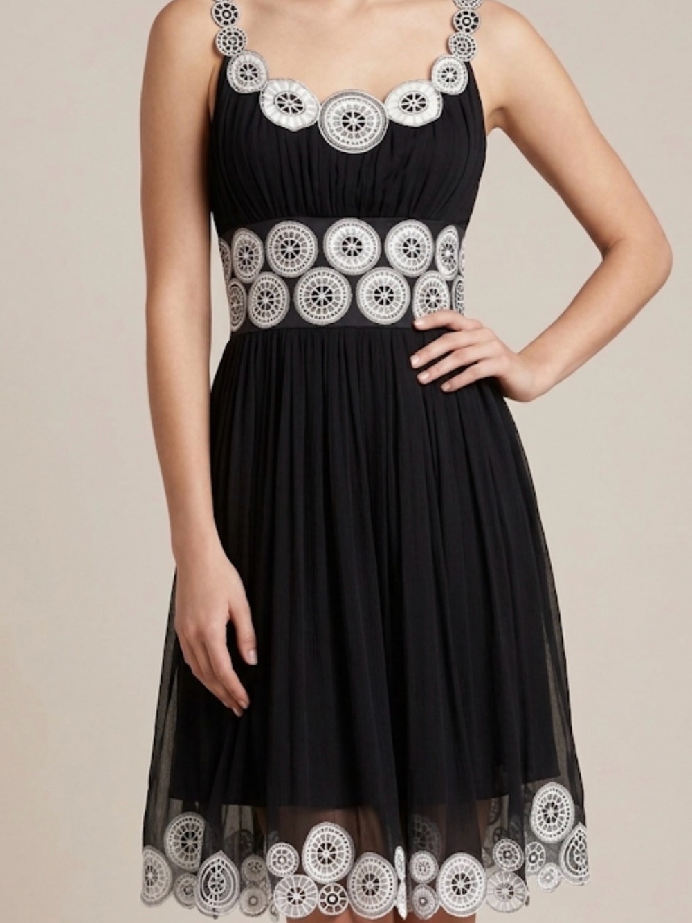 Catherine Malandrino Black Midi Dress 💯 silk white embroidered